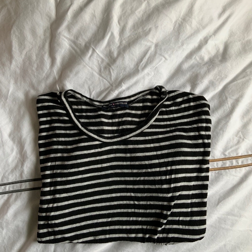 Brandy Melville stripped cropped tshirt